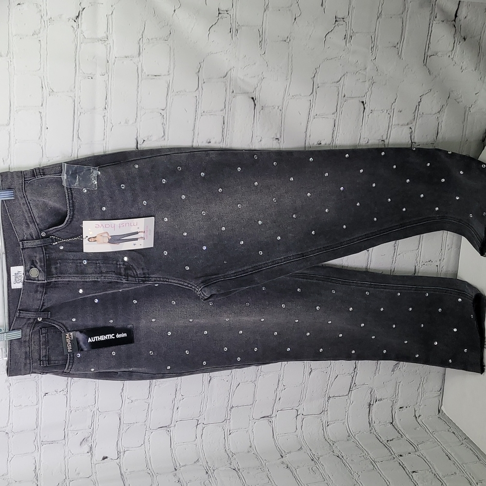 NWT simple society super high rise studded straight leg jeans